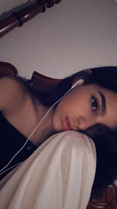 <em><strong>Victoria.V</strong></em>